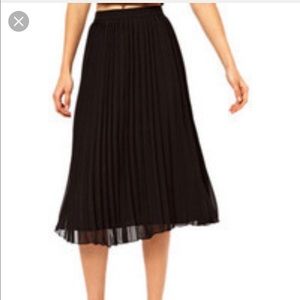 Club Monaco Pamera Chiffon Skirt in Black